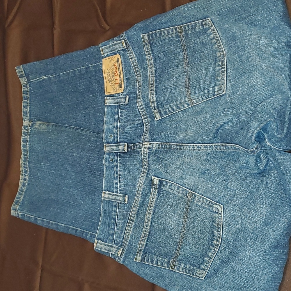 L.L. Bean Standard Fit Jeans - Picture 4 of 13